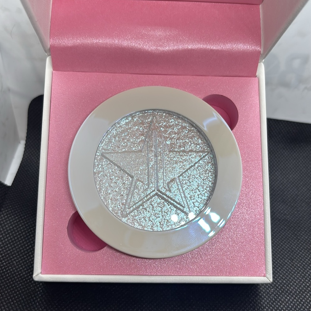 NIB! Jeffree Star Exteme Frost Highlighting Powder Big Box